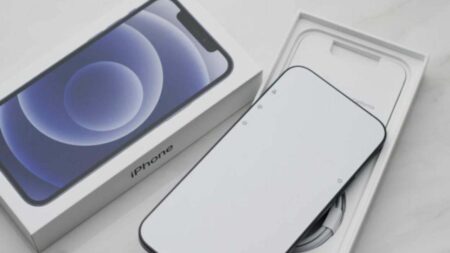 Con l'iPhone 17 Pro, Apple ha introdotto un processore A18 Bionic, ottimizzato per il gaming ad alte prestazioni, capace di gestire senza difficoltà grafica