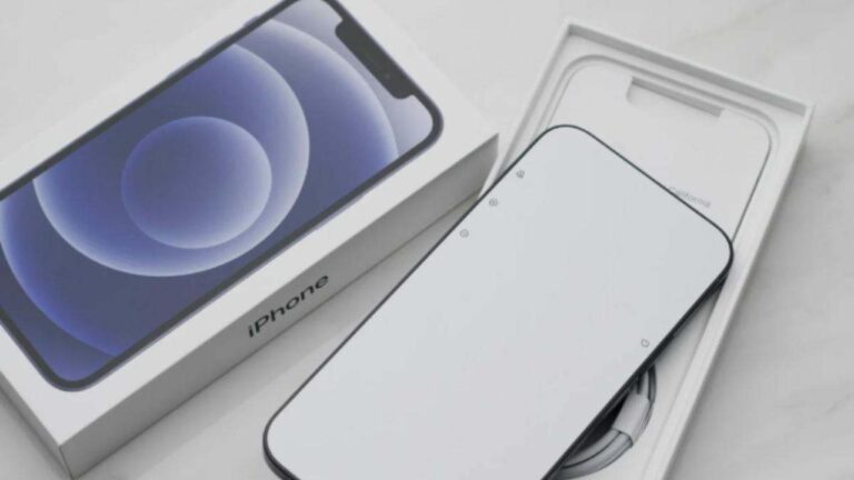 Con l'iPhone 17 Pro, Apple ha introdotto un processore A18 Bionic, ottimizzato per il gaming ad alte prestazioni, capace di gestire senza difficoltà grafica