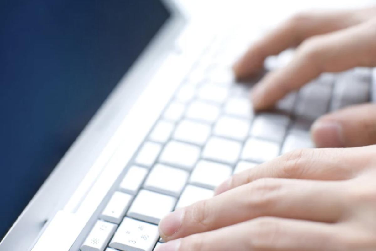 La pulizia regolare del disco è fondamentale per evitare rallentamenti dovuti all’accumulo di file temporanei, cache e dati inutili.