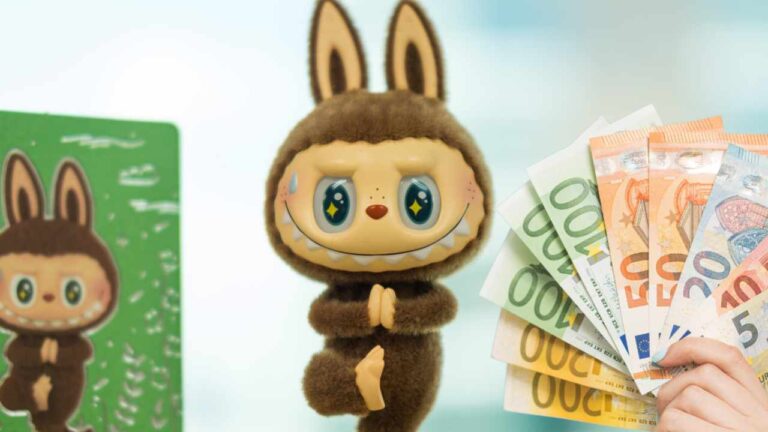 labubu scatola euro in mano