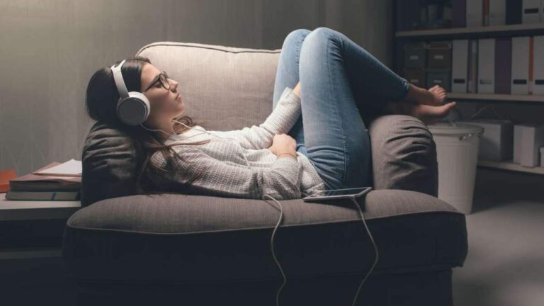 Musica a portata di smartphone, non solo Spotify: ecco le migliori alternative che ti terranno incollato alle cuffie musica gratis smartphone