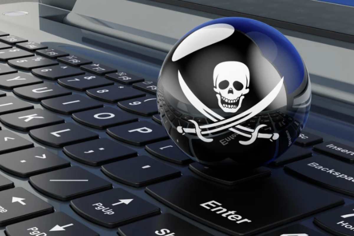 In Italia, dove il fenomeno degli “pezzotti” ha assunto proporzioni significative, specialmente attraverso dispositivi preconfigurati per IPTV illegali,