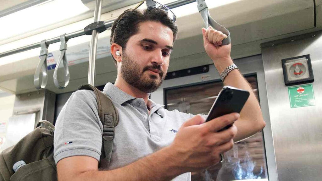HyperOS 3.1, il tuo smartphone potrebbe essere nella lista nera: niente aggiornamento per questi modelli samsung hyperos